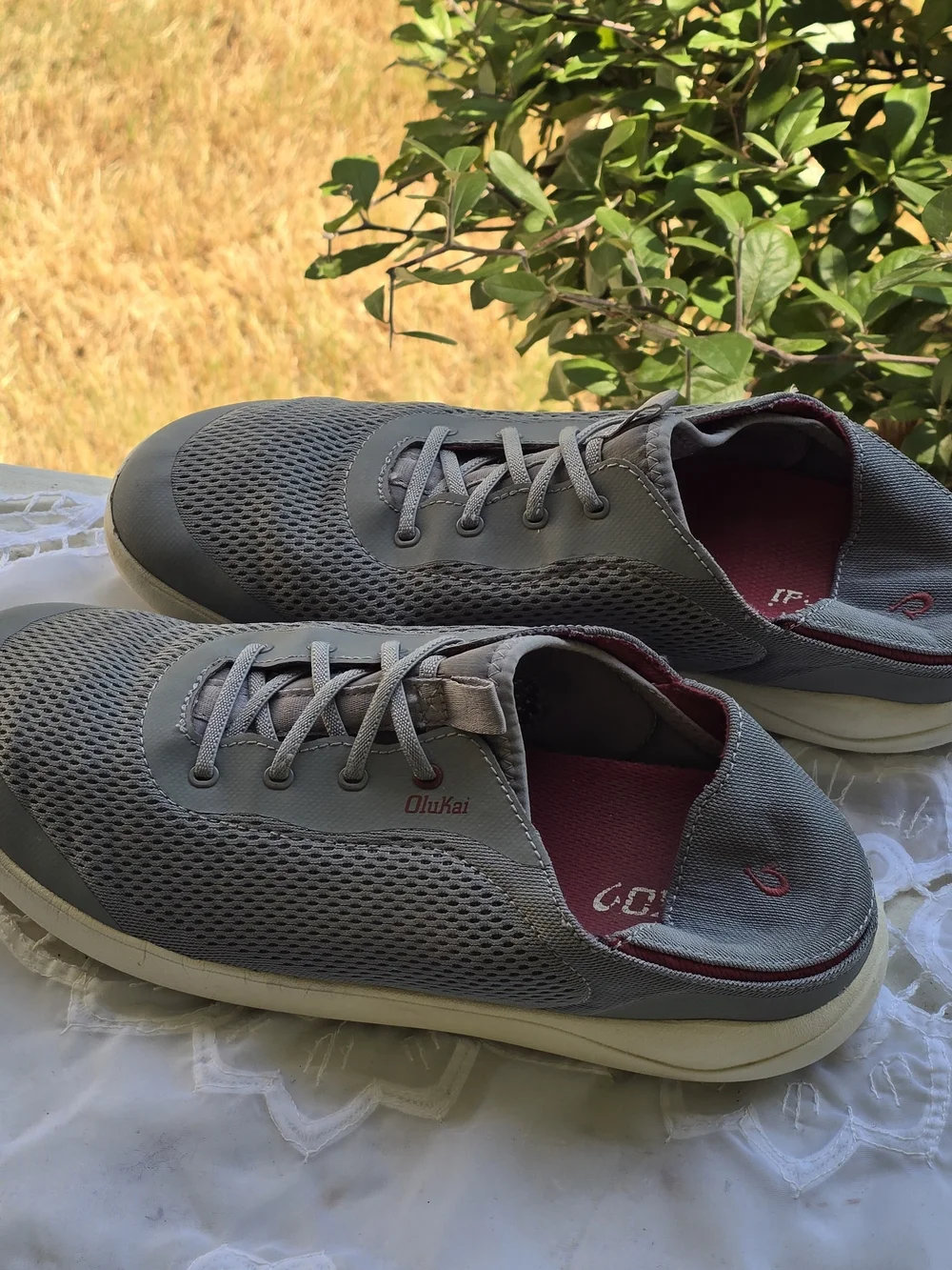 OluKai Moku Pae Mesh Grey Men's Casual Boat Shoes, Drop In Heel, No Tie Laces 12